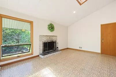 21 Daggett Road, Attleboro, MA 02703 - Photo 6