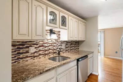 111 Patrick Rd #111, Tewksbury, MA 01876 - Photo 10