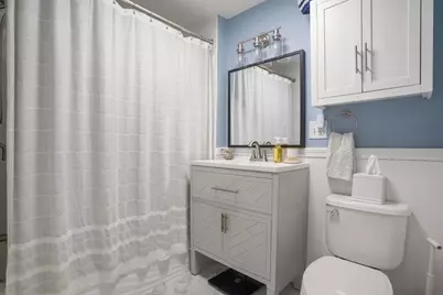 85 F St #1, Boston, MA 02127 - Photo 8