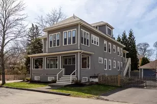 26 Cedar St, Marblehead, MA 01945 - Photo 2