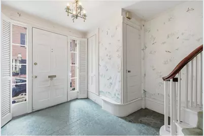11 West Cedar, Boston, MA 02108 - Photo 2