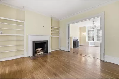 11 West Cedar, Boston, MA 02108 - Photo 6