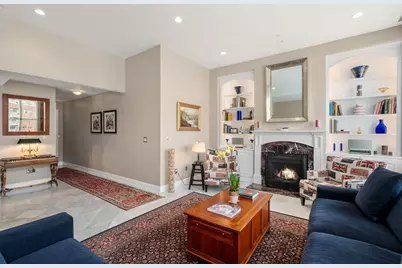 6 Edgerly Place #402/403, Boston, MA 02116 - Photo 4