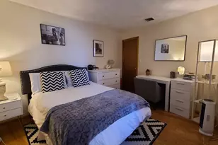 3 Holden Ct, Boston, MA 02109 - Photo 4