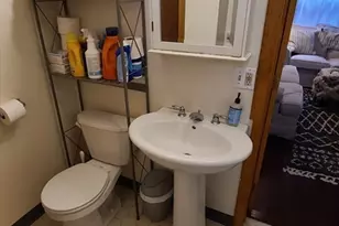 3 Holden Ct, Boston, MA 02109 - Photo 6