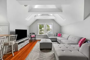 15 Haslet St, Boston, MA 02313 - Photo 4