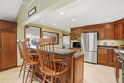 460 Lake Ave, Worcester, MA 01604 - Photo 14