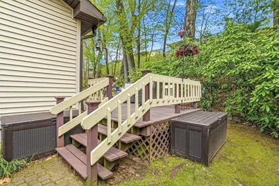 460 Lake Ave, Worcester, MA 01604 - Photo 40