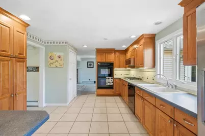 8 Villanova Dr, Westford, MA 01886 - Photo 10