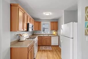33 Essex St, Salem, MA 01970 - Photo 12