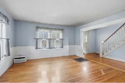 79 Central St, Auburn, MA 01501 - Photo 2