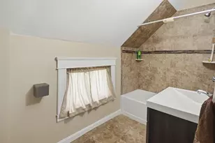 79 Central St, Auburn, MA 01501 - Photo 18