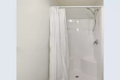 22 Rosedale Ave, Springfield, MA 01128 - Photo 26