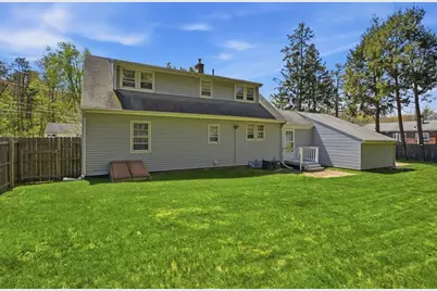22 Rosedale Ave, Springfield, MA 01128 - Photo 32