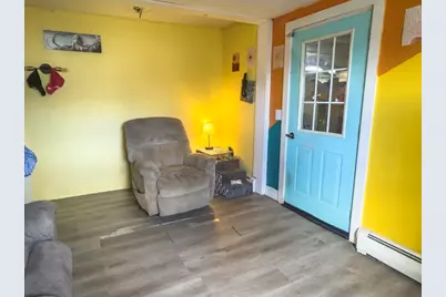 93 Greenwood St, Gardner, MA 01440 - Photo 6