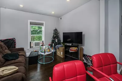 112-118 Glen Street #114, Somerville, MA 02145 - Photo 4