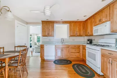 41 Wallace Rd, Quincy, MA 02169 - Photo 8