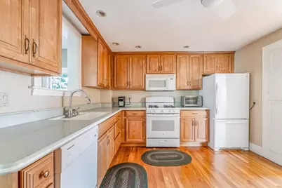 41 Wallace Rd, Quincy, MA 02169 - Photo 6