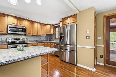19 Macintosh Ave, Marlborough, MA 01752 - Photo 10