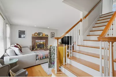 11 Roseanna Park Dr, Waltham, MA 02452 - Photo 18