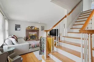 11 Roseanna Park Dr, Waltham, MA 02452 - Photo 18