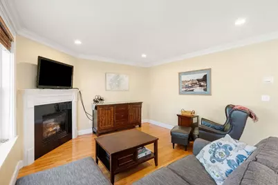 18 Hovey Street #18, Newton, MA 02458 - Photo 8