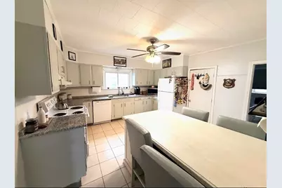 16 Kilmer Ave, Taunton, MA 02780 - Photo 8