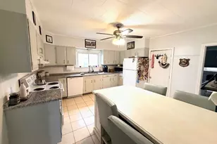 16 Kilmer Ave, Taunton, MA 02780 - Photo 8