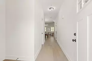 300 Albion Rd, Bedford, MA 01730 - Photo 14