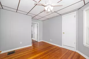 18 Chestnut St, Everett, MA 02149 - Photo 8