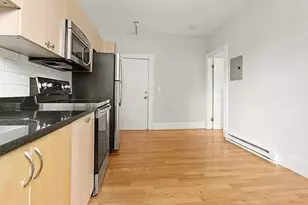 14 Lyndhurst, Boston, MA 02124 - Photo 4