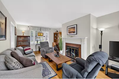 303 Brownell Avenue, New Bedford, MA 02740 - Photo 12