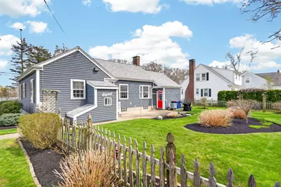 303 Brownell Avenue, New Bedford, MA 02740 - Photo 4