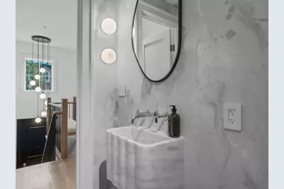 561 East Broadway, Boston, MA 02127 - Photo 14