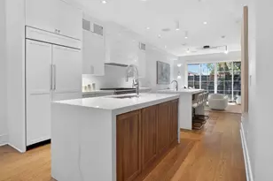 559 E Broadway, Boston, MA 02127 - Photo 10