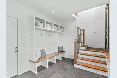 559 East Broadway, Boston, MA 02127 - Photo 30