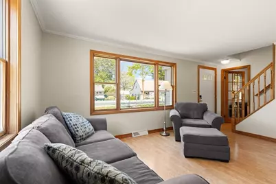 26 Alandale Pkwy, Norwood, MA 02062 - Photo 8