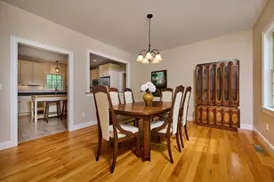 246 Hadley St, South Hadley, MA 01075 - Photo 12