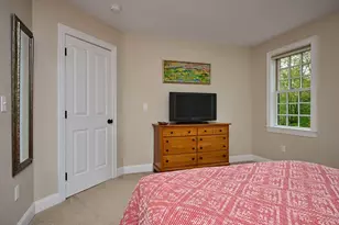 246 Hadley St, South Hadley, MA 01075 - Photo 20