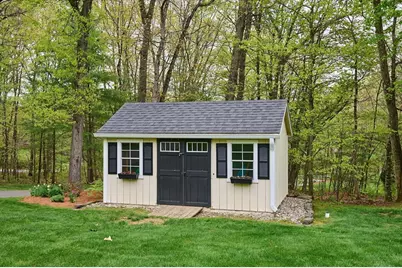246 Hadley St, South Hadley, MA 01075 - Photo 36