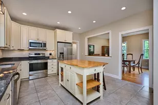 246 Hadley St, South Hadley, MA 01075 - Photo 6