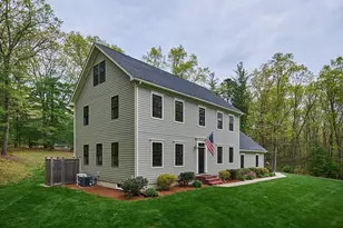 246 Hadley St, South Hadley, MA 01075 - Photo 4