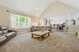 42 Shining Rock Dr, Northbridge, MA 01534 - Photo 10