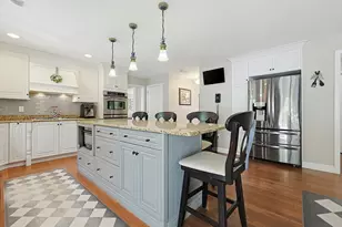 42 Shining Rock Dr, Northbridge, MA 01534 - Photo 4