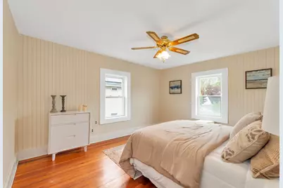 41 Mount Hope Street, Boston, MA 02131 - Photo 10