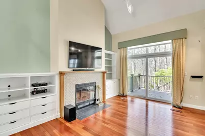 32 Bishops Forest Dr #32, Waltham, MA 02452 - Photo 4