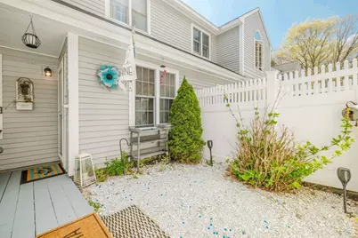 125 Highland St #308, Taunton, MA 02780 - Photo 8
