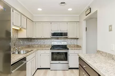 125 Highland St #308, Taunton, MA 02780 - Photo 18