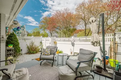 125 Highland St #308, Taunton, MA 02780 - Photo 6