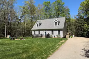 9 Lois Ln, Holland, MA 01521 - Photo 1